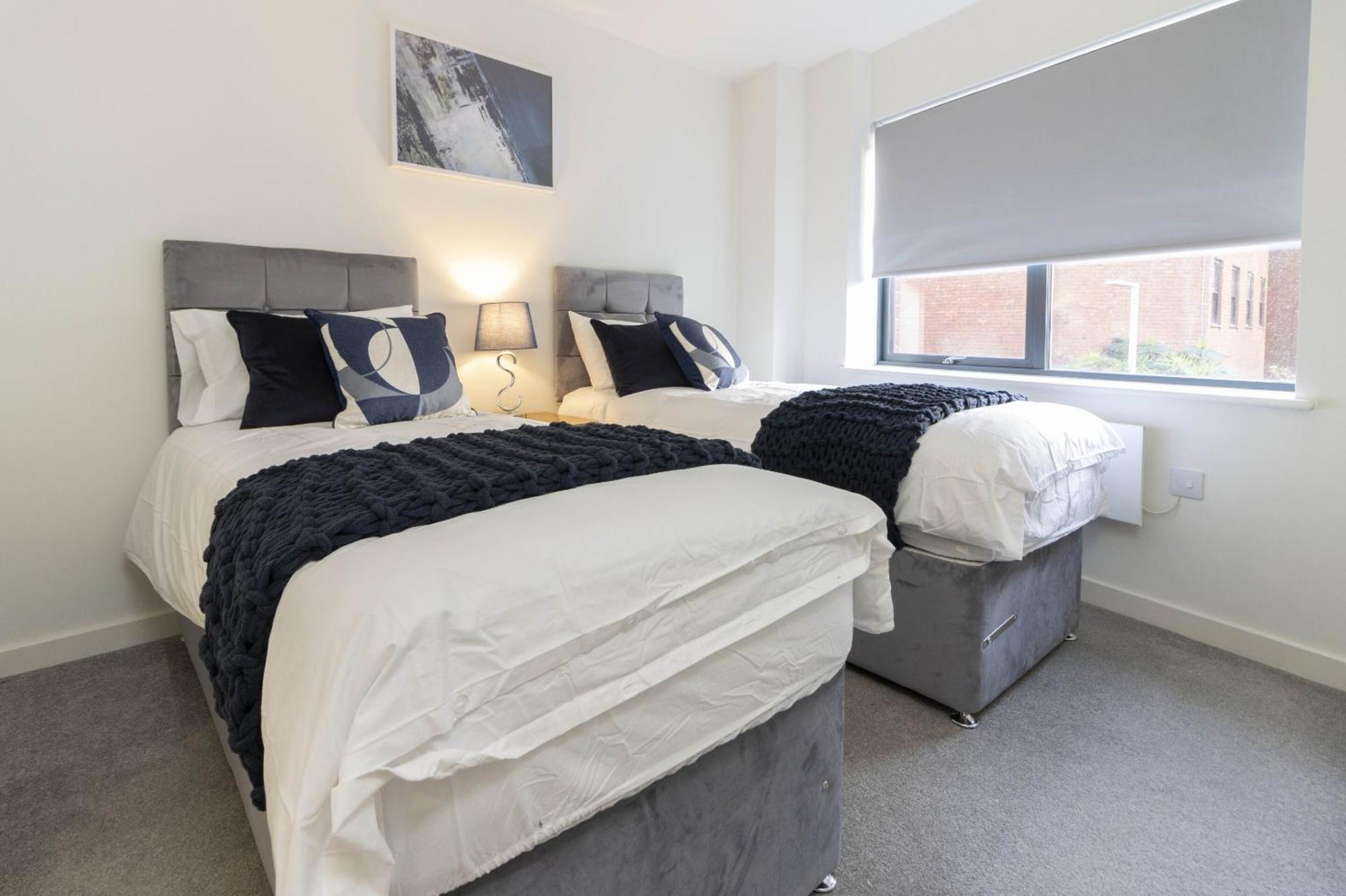 Apartament Linacre 11 - Modern 2 Bed Behind The Cathedral With Free Parking And Fast Wifi Exeter Zewnętrze zdjęcie