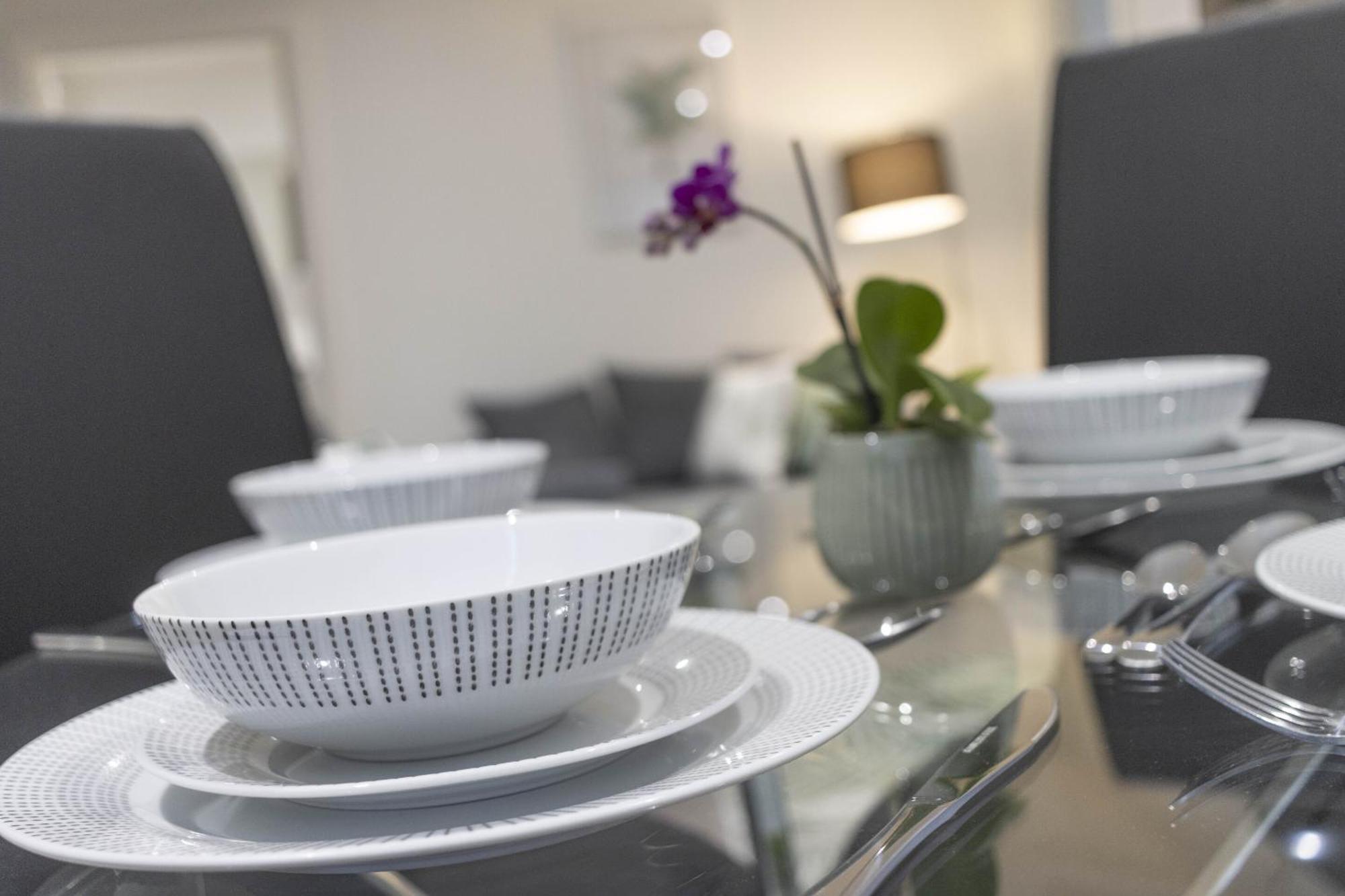 Apartament Linacre 11 - Modern 2 Bed Behind The Cathedral With Free Parking And Fast Wifi Exeter Zewnętrze zdjęcie